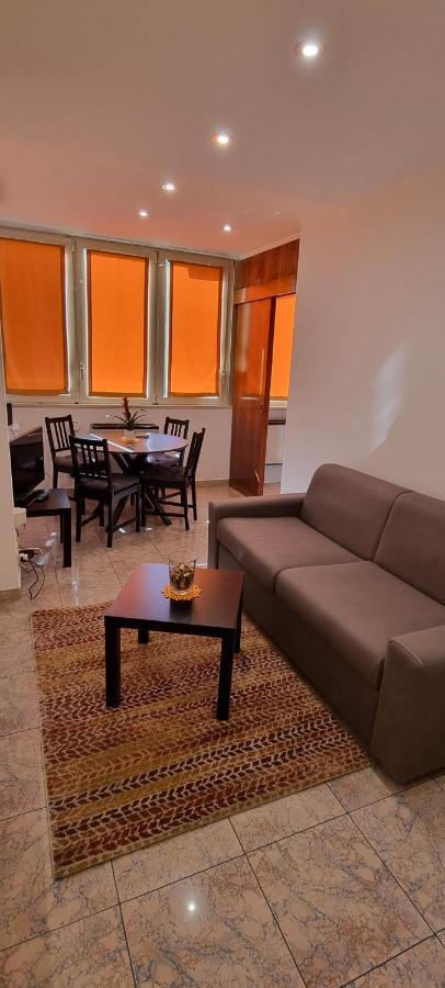 San Pietro Station Apartment Rom